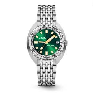 DOXA SUB 200T, Sea Emerald with a 39mm stainless steel case and bracelet strap featuring a date function and a sunray green dial.