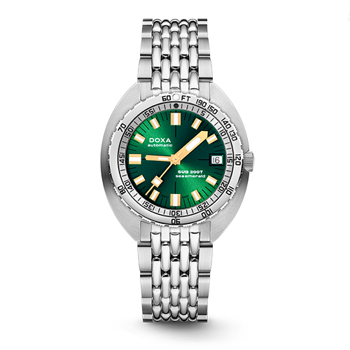 DOXA SUB 200T, Sea Emerald with a 39mm stainless steel case and bracelet strap featuring a date function and a sunray green dial.