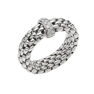 An 18ct white gold Flex'It ring with a diamond set white gold charm belonging to FOPE's Vendôme collection.